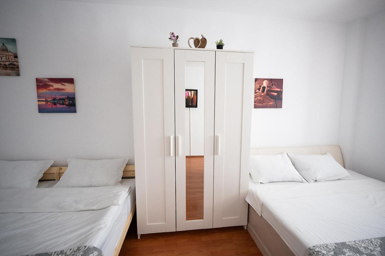 Aurel Vlaicu Apartment- Gara Braszów Zewnętrze zdjęcie